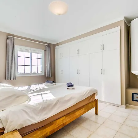 108-villa, 2 Minutes Walk To The Beach, Heated Pool * Malaga